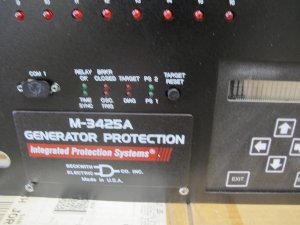 LOT (10) RELAYS, GEN. PROTECTION, DIGITAL MULTIFUNCTION KIND BECKWITH RELAY M-3425A COMPREHENSIVE PROTECTION SYSTEM WITH IPSCOM COMMUNICATION SOFTWARE AND THE FOLLOWING OPTIONAL PROTECTIVE FUNCTIONS: 1) SYNCH-CHECK PLUS (25) 2) POWER INPUT: 110/125/220/250 VDCOR 110/120/230/240 VAC NOMINAL 3) VOLTAGE INPUT FROM VOLTAGE TRANSFORMER: 120 VAC, WYE-CONNECTED VA, VB, VC 4) VOLTAGE INP & (8) FIXTURE, LIGHTING, 150 WATT PULSE METAL HALIDE (MH), WITH EM RELAY KIT, MODULE 600, 120 VAC, MEDIUM BASE SOCKET, GRAY FINISH, CONDUIT ADAPTER, 16" WIDE X 16.25" HIGH X 11.25" DEPTH SIZE, BOROSILICATE PRISMATIC GLASS REFRACTOR, POLE OR SURFACE-MOUNTED LUMINAIRE. INCLUDES: > LIGHT FIXTURE (HOLOPHANE MW15DMH12GADEMUSPOM) > MAIN LAMP HOLDER (4 KV PULSE RATED, 660W-600V) > MAIN LAMP (S (W-44) LOADING & HANDLING FEE $15-